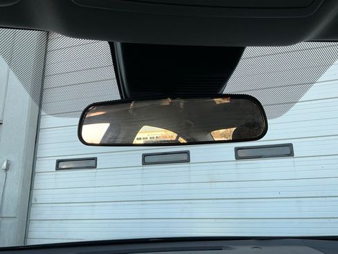 Used 2025 Nissan Altima 2.5 SR image 18