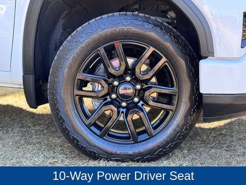 Used 2024 GMC Sierra 1500 Elevation w/ Preferred Package image 9