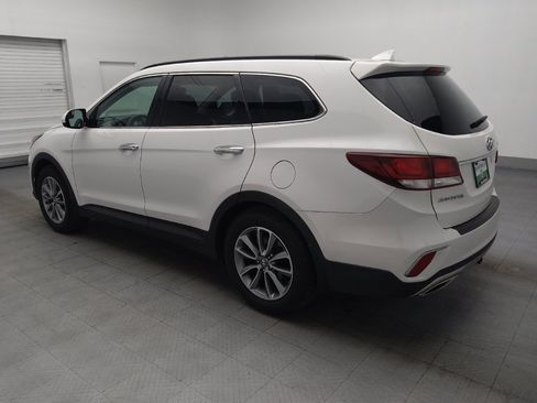 Used 2018 Hyundai Santa Fe SE w/ Cargo Package FWD image 3