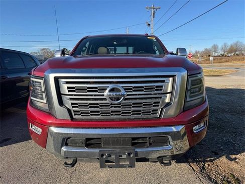 Used 2021 Nissan Titan Platinum Reserve w/ Moonroof Package image 10