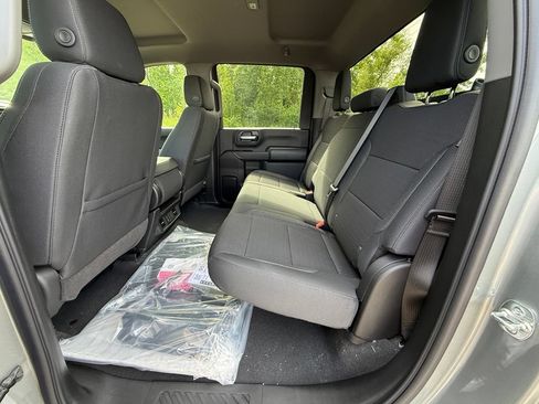 New 2026 Chevrolet Silverado 2500 Custom w/ Custom Convenience Package AWD/4WD image 20