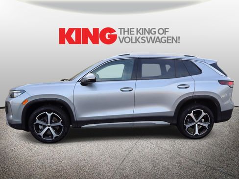 Certified 2025 Volkswagen Tiguan SE AWD/4WD image 7