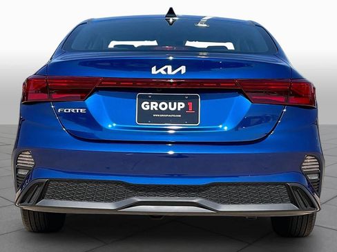 Used 2024 Kia Forte LXS FWD image 5
