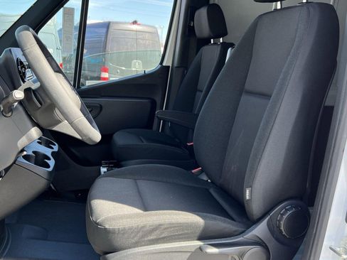 New 2025 Mercedes-Benz Sprinter 2500 image 11
