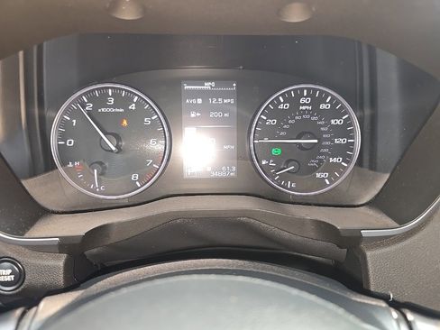 Used 2023 Subaru Ascent Limited w/ Technology Package image 8