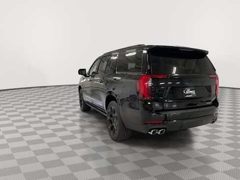 New 2026 GMC Yukon XL Denali AWD/4WD image 8