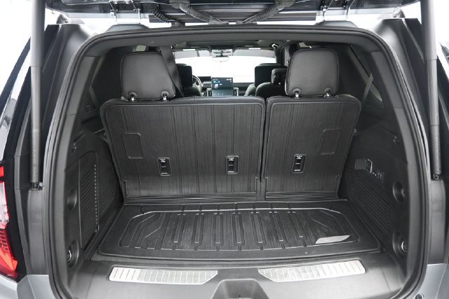 Used 2025 GMC Yukon AT4 Ultimate w/ LPO, Floor Liner Package AWD/4WD image 24