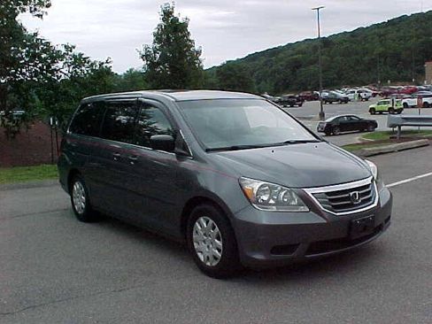 Used 2010 Honda Odyssey LX image 3