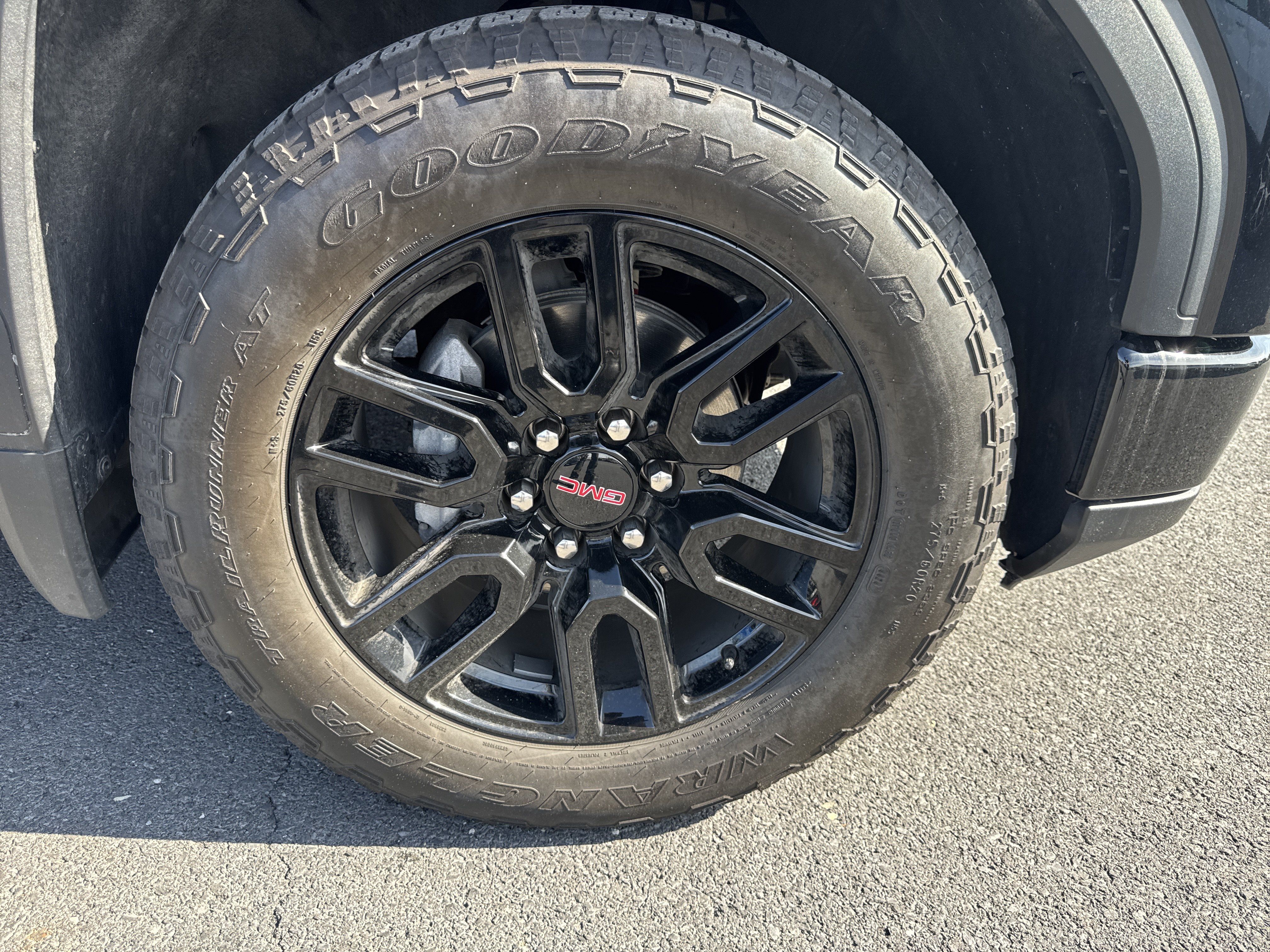 Used 2025 GMC Sierra 1500 Elevation w/ X31 Off-Road Package AWD/4WD image 40
