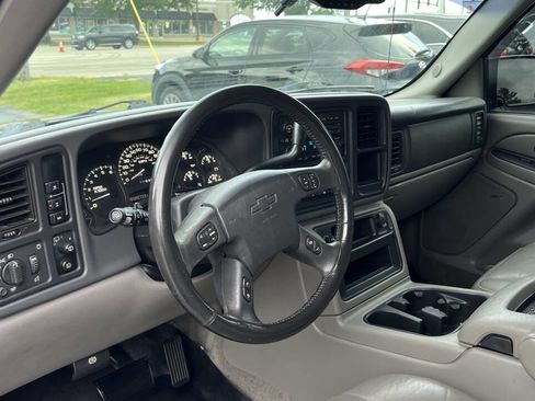 Used 2004 Chevrolet Tahoe LT w/ LT Preferred Equipment Group image 36