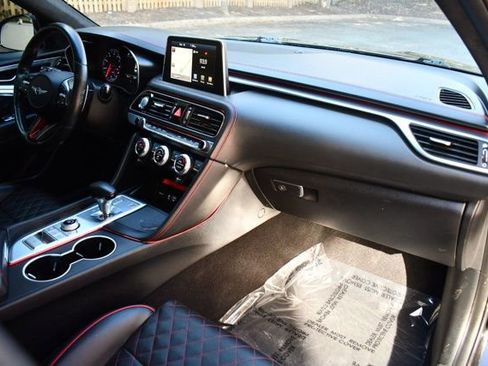 Used 2019 Genesis G70 2.0T Advanced w/ Sport Package image 32