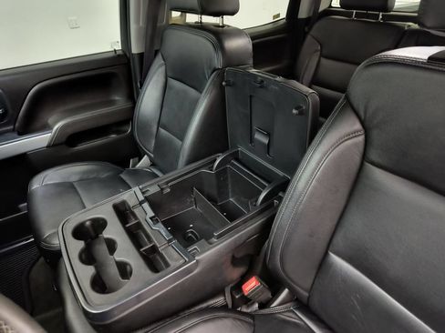 Used 2017 Chevrolet Silverado 1500 LT w/ All Star Edition AWD/4WD image 26