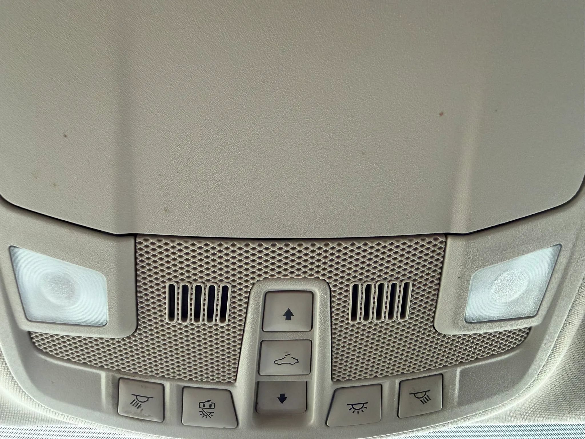 Used 2020 Ford Fusion SEL FWD image 24