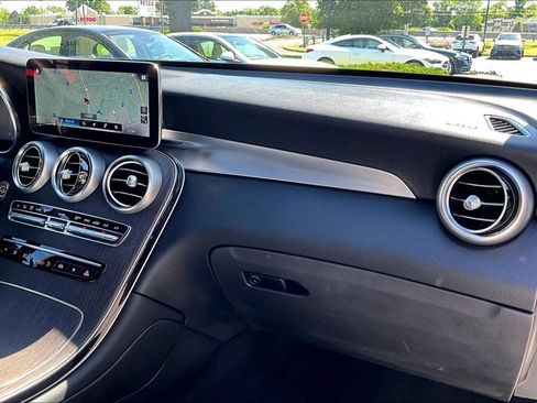 Certified 2022 Mercedes-Benz GLC 300 4MATIC image 16