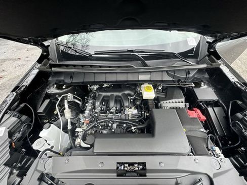 New 2026 Nissan Pathfinder SV image 30