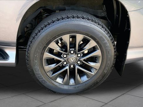 Used 2021 Lexus GX 460 Premium w/ Premium Package AWD/4WD image 11