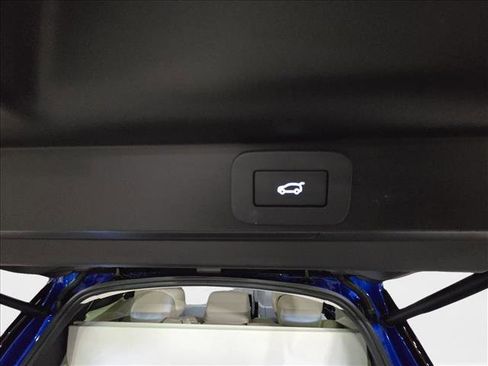 New 2025 Land Rover Range Rover Autobiography image 13