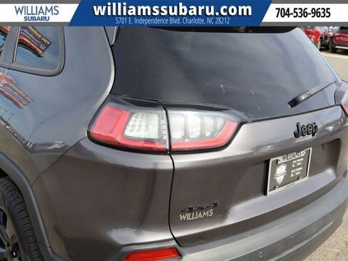 Used 2020 Jeep Cherokee Latitude Plus image 13