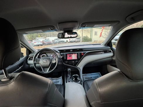 Used 2018 Toyota Camry XLE w/ Protection Package (Q2) FWD image 11