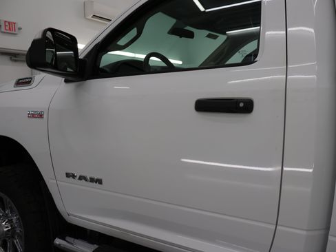 Used 2019 RAM 3500 Tradesman w/ Chrome Appearance Group AWD/4WD image 31