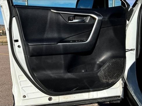 Used 2020 Toyota RAV4 XSE w/ XSE Grade Weather Package image 20