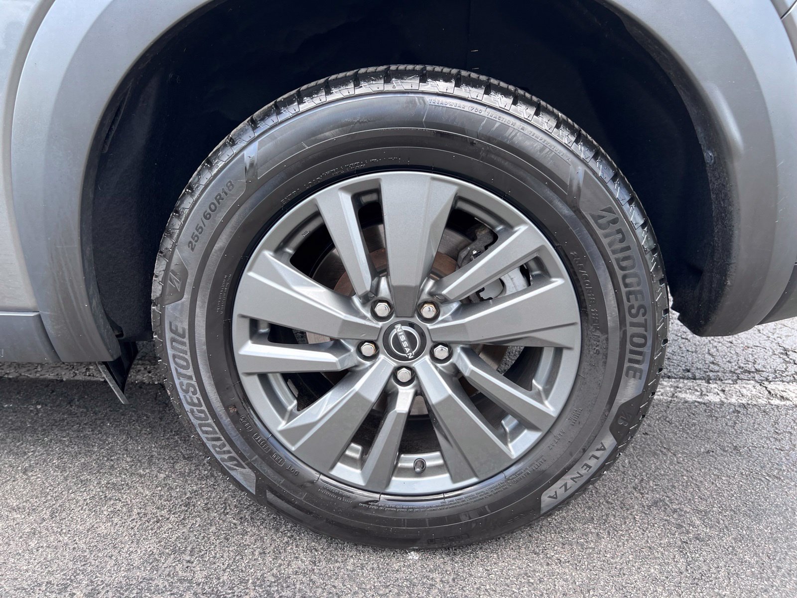 Used 2022 Nissan Pathfinder SV AWD/4WD image 22
