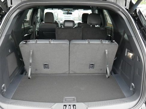 New 2026 Ford Explorer ST-Line w/ ST-Line Street Pack image 11