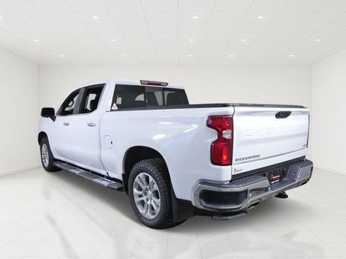 Used 2024 Chevrolet Silverado 1500 LTZ AWD/4WD image 5