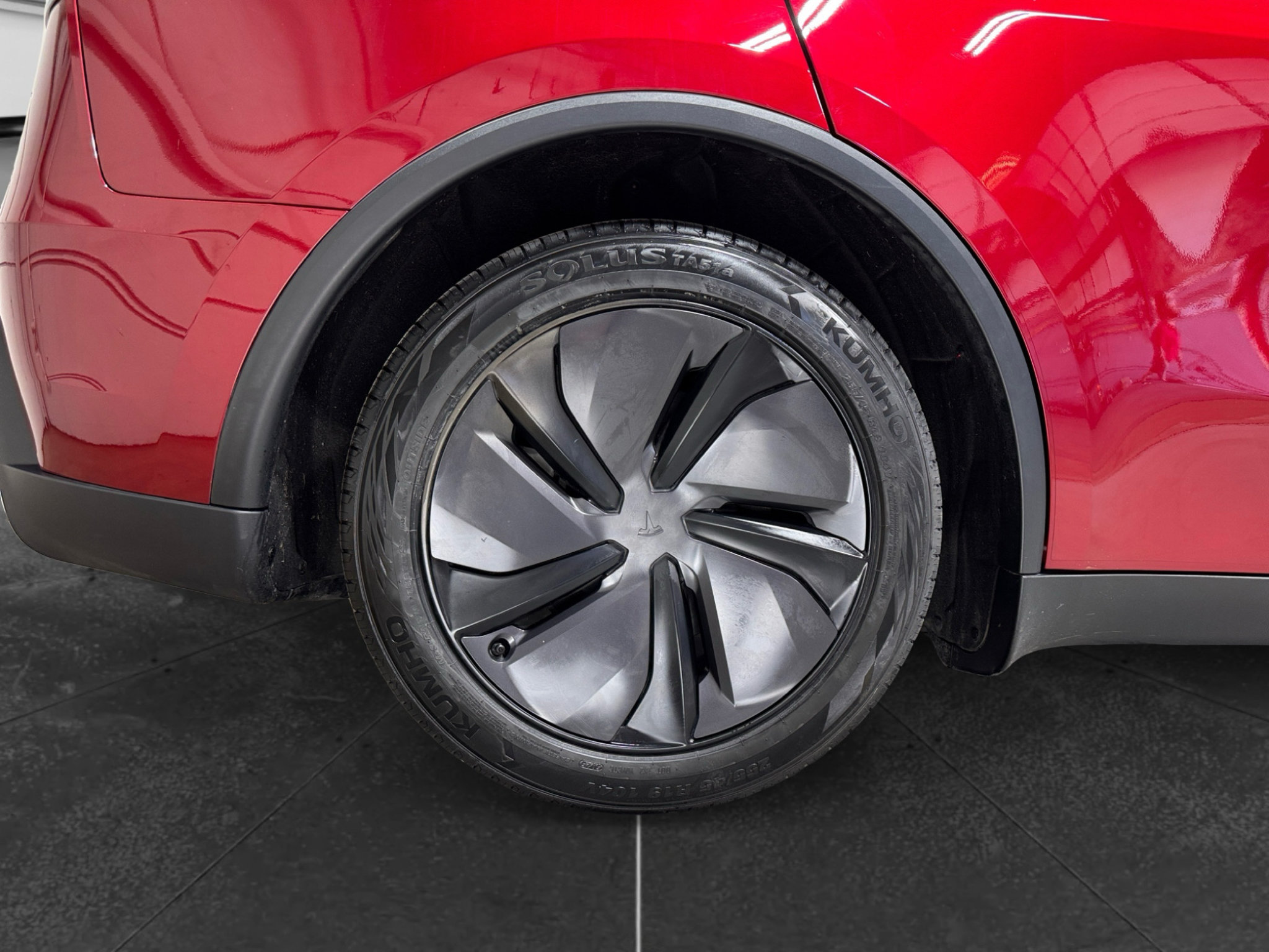 Used 2026 Tesla Model Y Long Range AWD/4WD image 34
