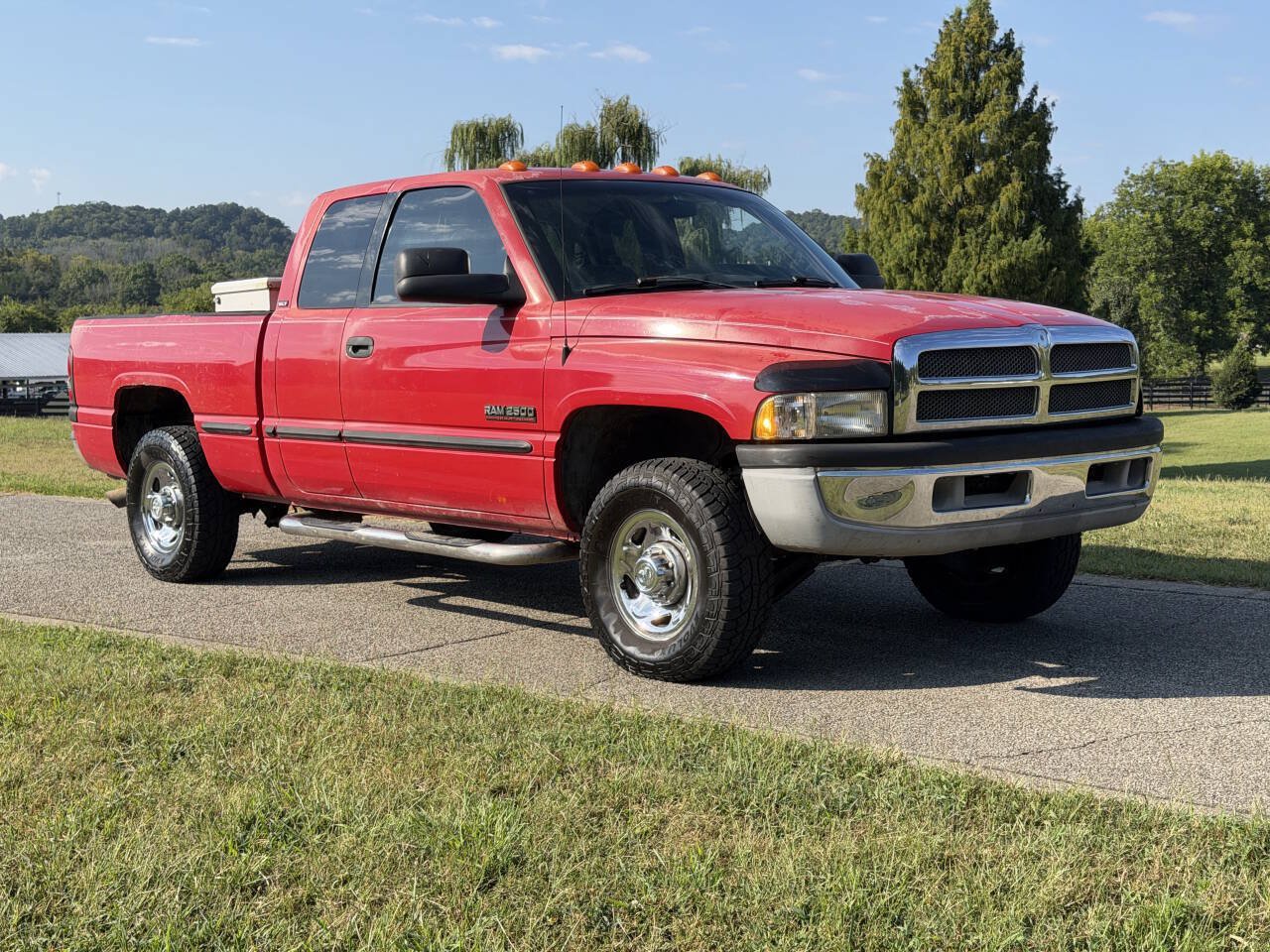 Used 1999 Dodge Ram 2500 Truck 2WD Quad Cab image 1