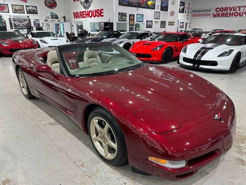 Used 2003 Chevrolet Corvette Convertible w/ Preferred Equipment Group1 RWD image 20