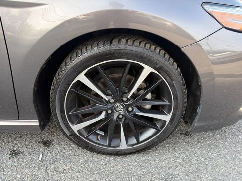 Used 2018 Toyota Camry XSE w/ Driver Assist Package FWD image 14