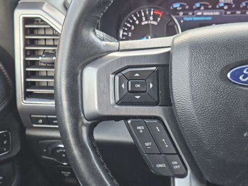 Used 2019 Ford Expedition Max Platinum RWD image 26