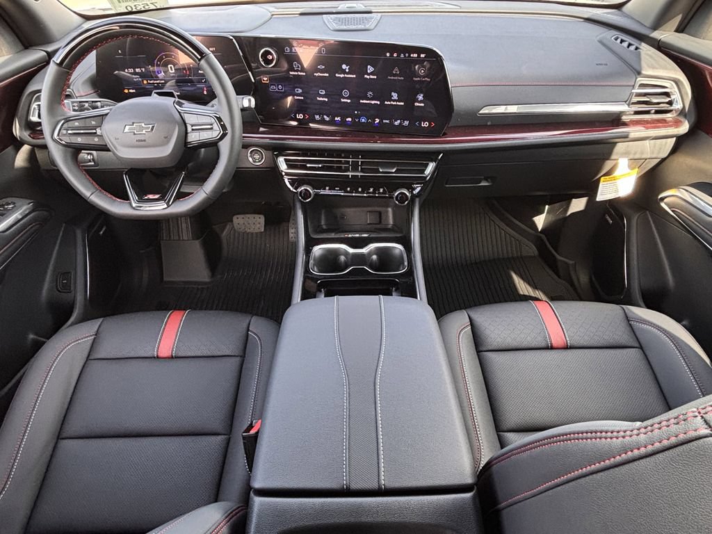 New 2026 Chevrolet Traverse RS w/ LPO, Floor Liner Package FWD image 9