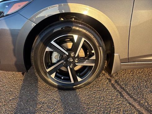 New 2025 Nissan Sentra SV image 8