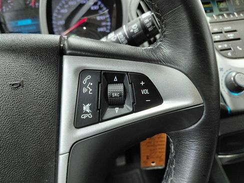 Used 2017 Chevrolet Equinox LT w/ Convenience Package image 32