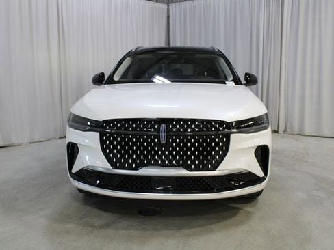 New 2026 Lincoln Nautilus Reserve AWD/4WD image 37