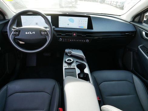 Certified 2024 Kia EV6 Wind w/ Wind Technology Package image 10