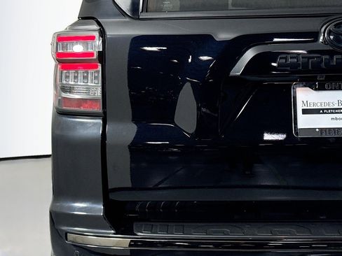 Used 2020 Toyota 4Runner Nightshade image 14
