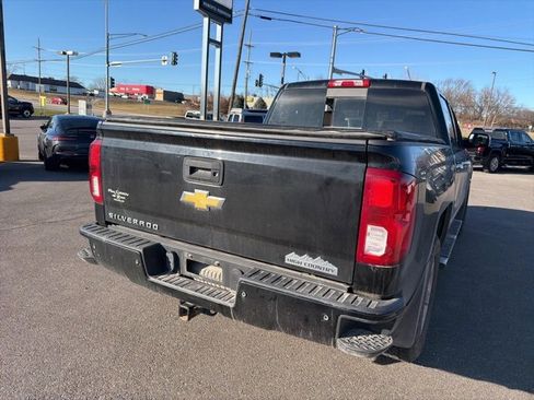 Used 2018 Chevrolet Silverado 1500 High Country image 21