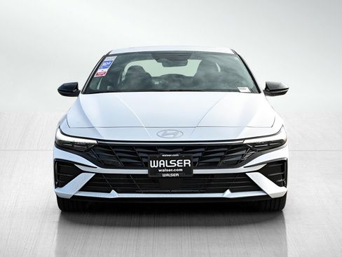 New 2026 Hyundai Elantra SEL Sport Premium FWD image 2