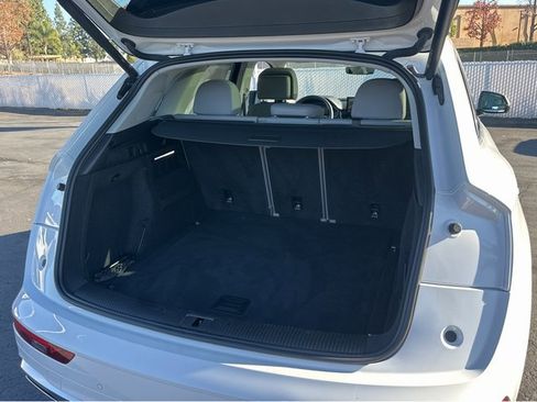 Used 2022 Audi Q5 2.0T Premium Plus image 18