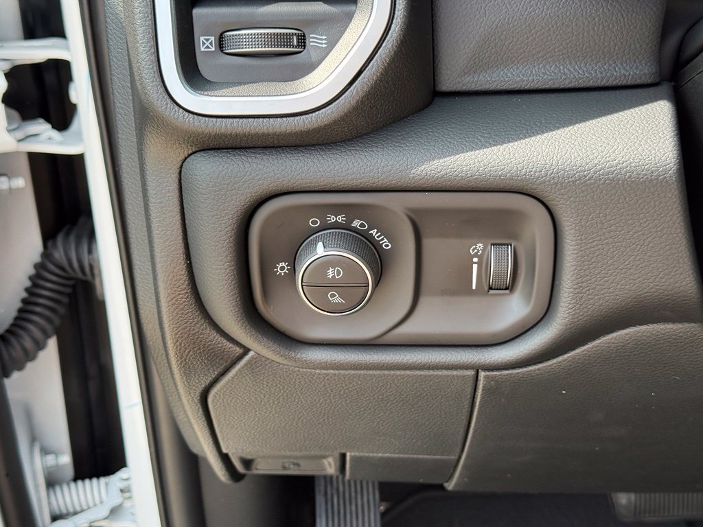New 2027 RAM 2500 Big Horn AWD/4WD image 19