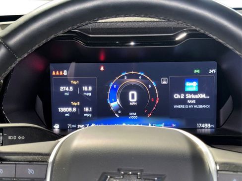 Used 2024 Chevrolet Colorado ZR2 w/ ZR2 Convenience Package III image 28