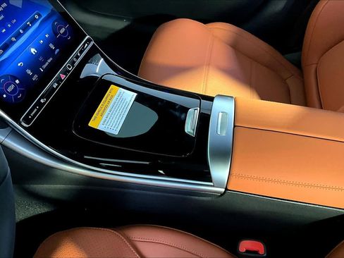 New 2026 Mercedes-Benz C 300 4MATIC Sedan image 10