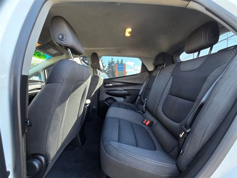 Used 2022 Chevrolet Bolt LT image 16