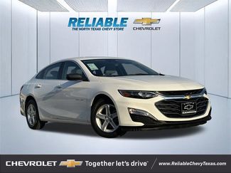 Used 2023 Chevrolet Malibu LS image 1