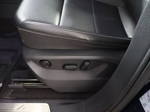 Used 2022 Volkswagen Atlas SE image 31