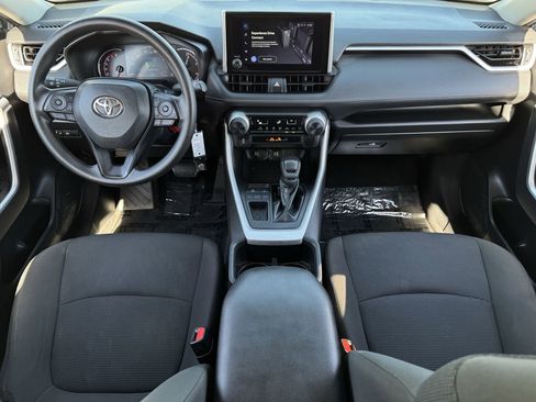 Used 2023 Toyota RAV4 LE image 10