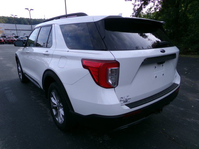 Used 2021 Ford Explorer XLT w/ Equipment Group 202A AWD/4WD image 7